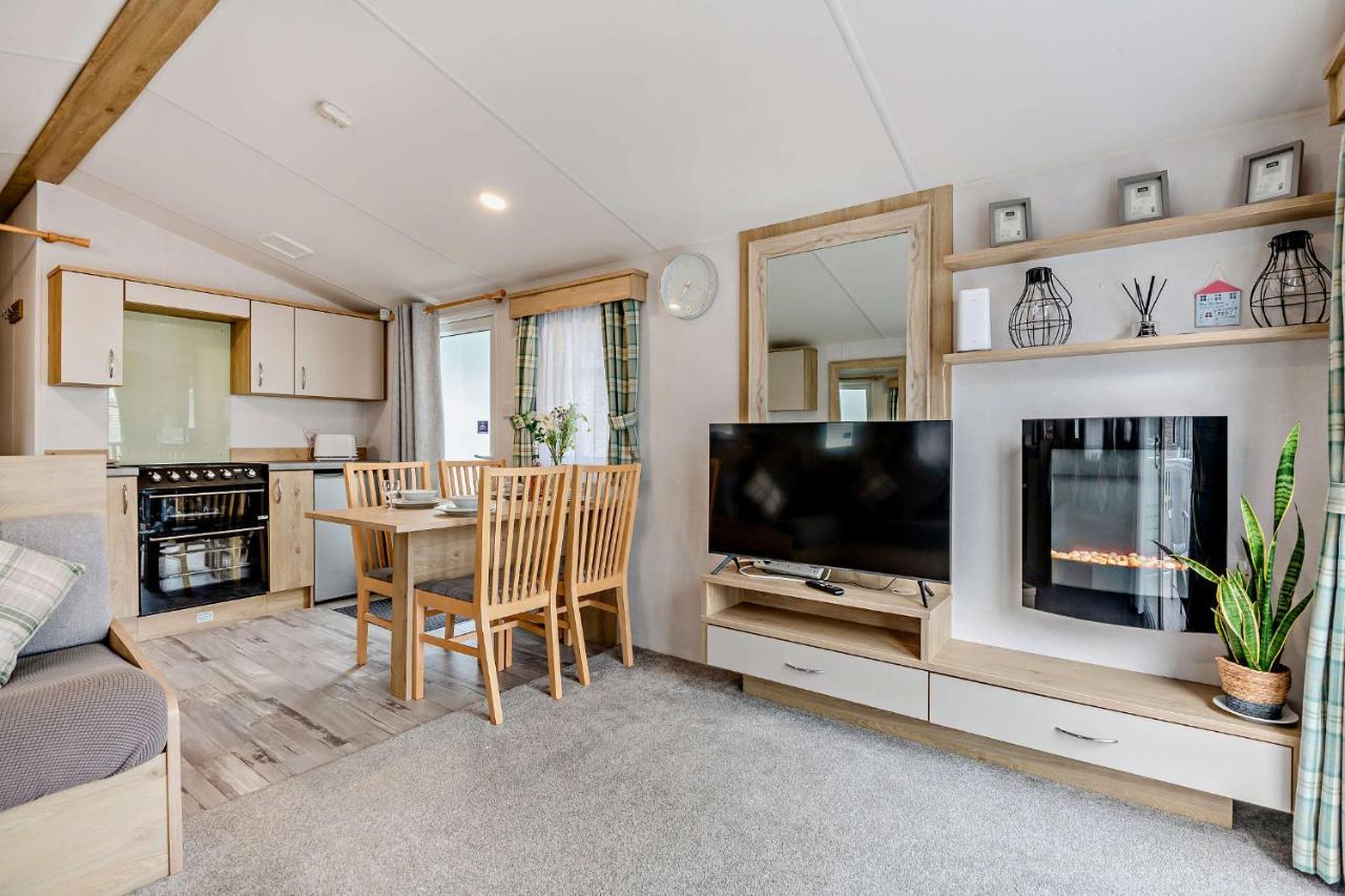 Sea La Vie Lodge, Rockley Park Holiday Park, Poole, Dorset ภายนอก รูปภาพ