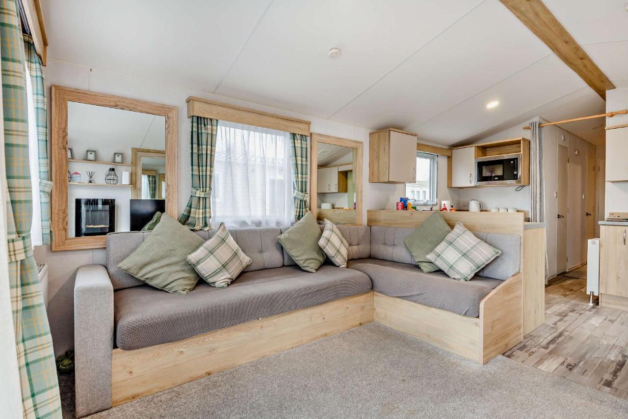 Sea La Vie Lodge, Rockley Park Holiday Park, Poole, Dorset ภายนอก รูปภาพ