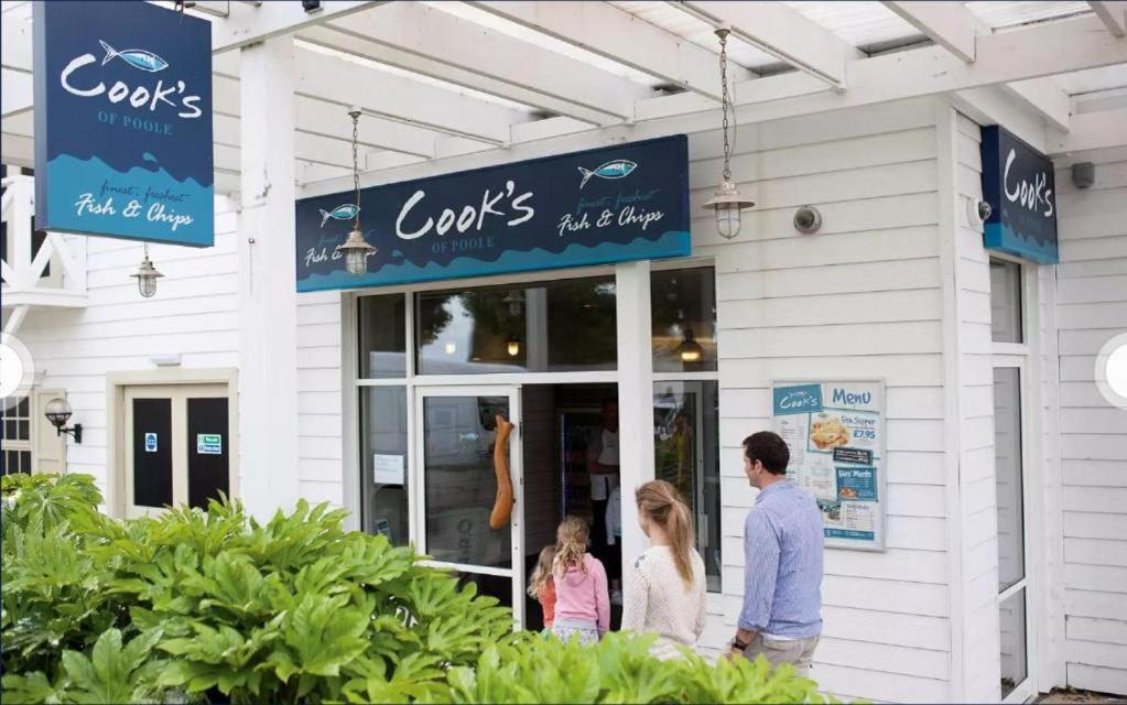 Sea La Vie Lodge, Rockley Park Holiday Park, Poole, Dorset ภายนอก รูปภาพ